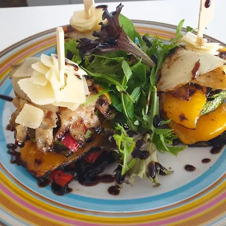 Aparthotel Symmetron