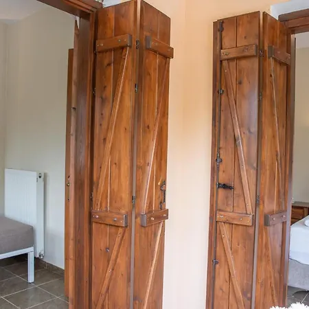 Aparthotel Symmetron Kálamos